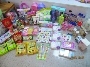 广州师奶流行赴香港打酱油 多种日用品便宜近半